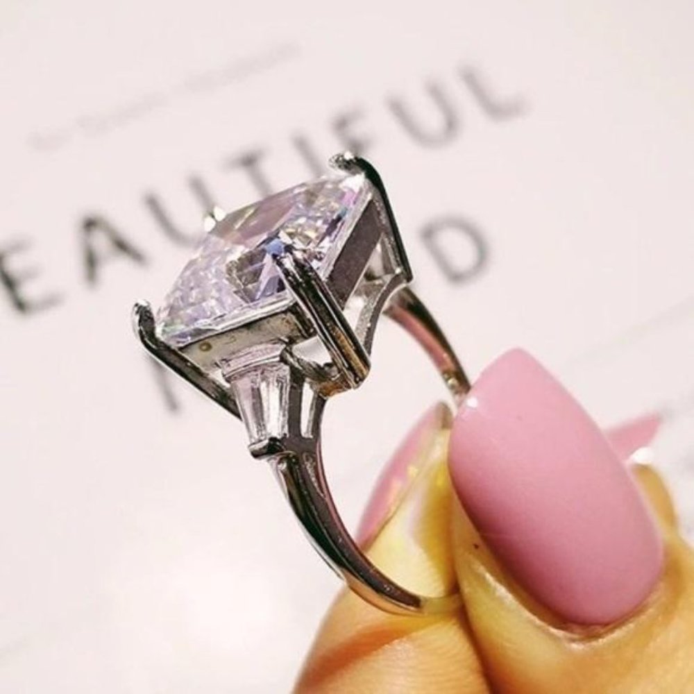 NEW Huge 9.5 Carat Asscher Diamond Wedding Ring - Picture 5 of 6